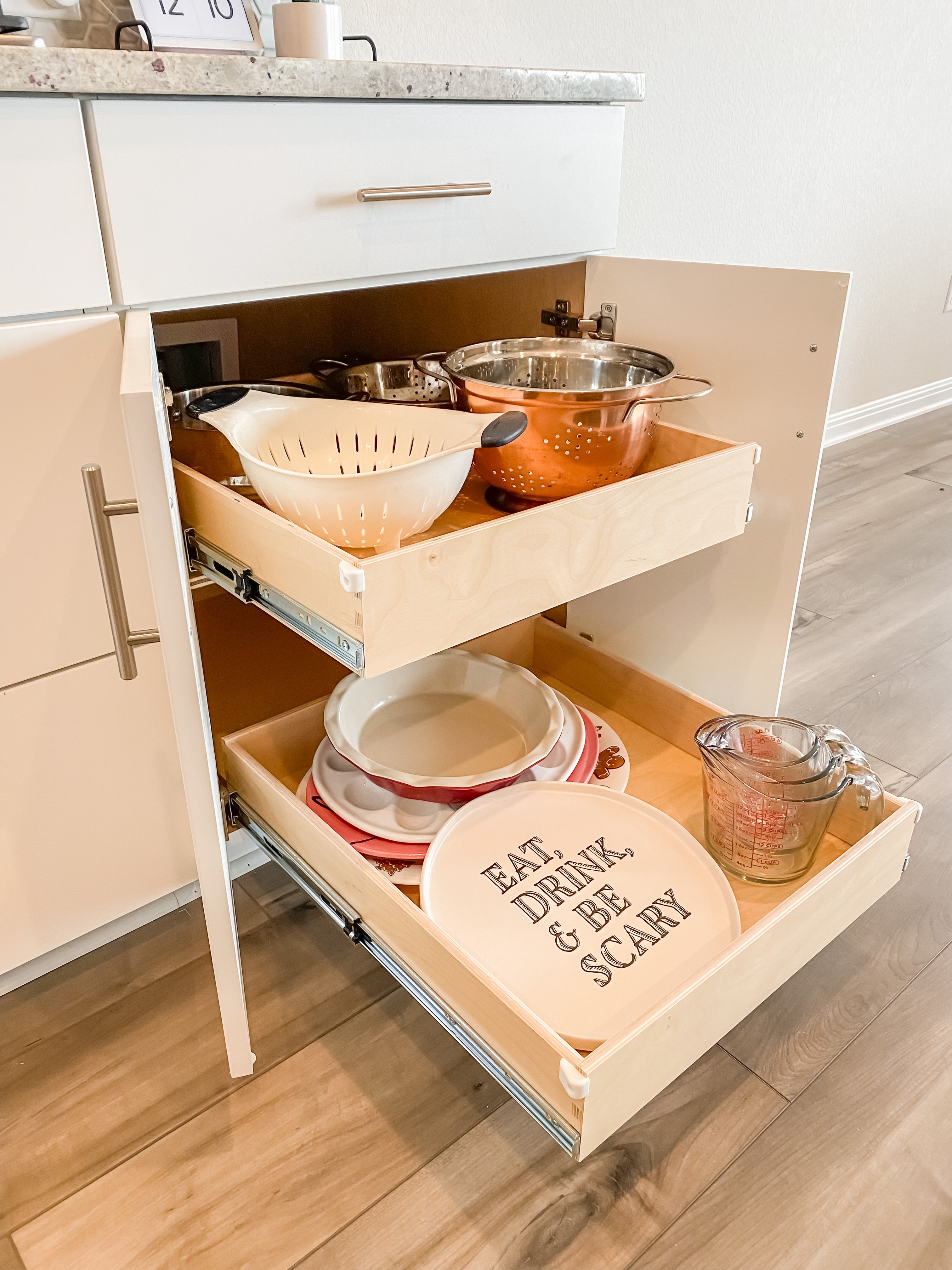Slide-Out Shelf-MEDIUM